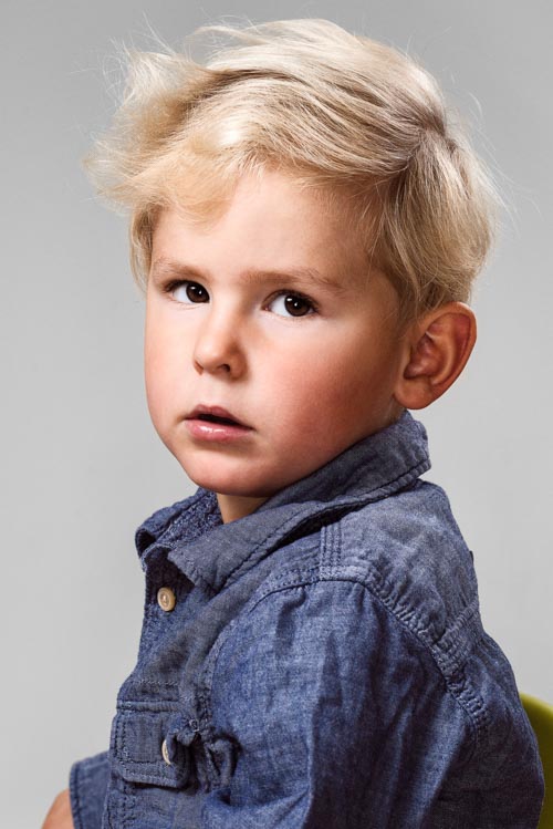 Retusch av barn i fotostudio, porträtt, en steg-för-steg-guide. Fotograf Stefan Tell