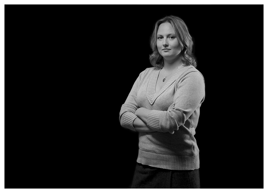 Portr&auml;ttfotografering: F&ouml;rfattarportr&auml;tt f&ouml;r Bonnier. Jessica Schiefauer. Fotograf Stefan Tell