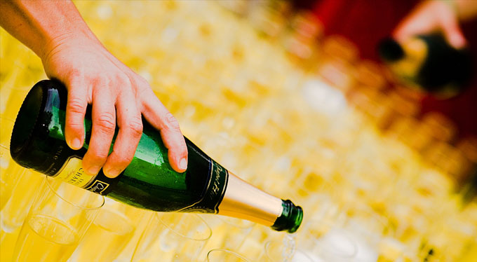 foto: Stefan Tell - Br&ouml;llopsfoto p&aring; Svarts&ouml; i Stockholms sk&auml;rg&aring;rd