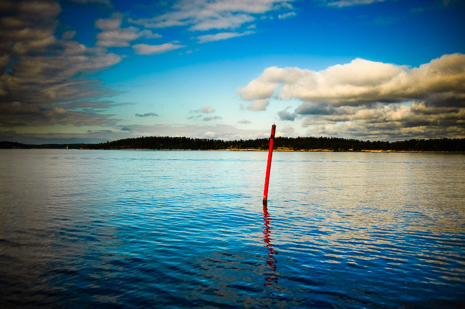 Röd prick i farleden