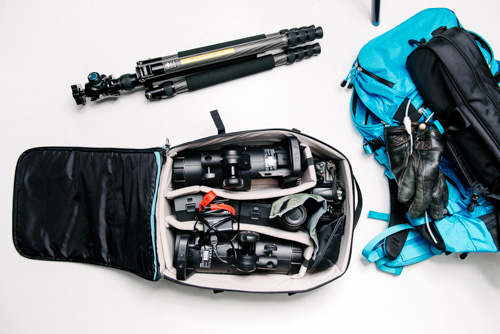mobil-fotostudio-batteriblixt-i-kameraväska-objektiv-rymlig-reservkamera mobil-fotostudio-batteriblixt-i-kameraväska-objektiv-rymlig-reservkamera